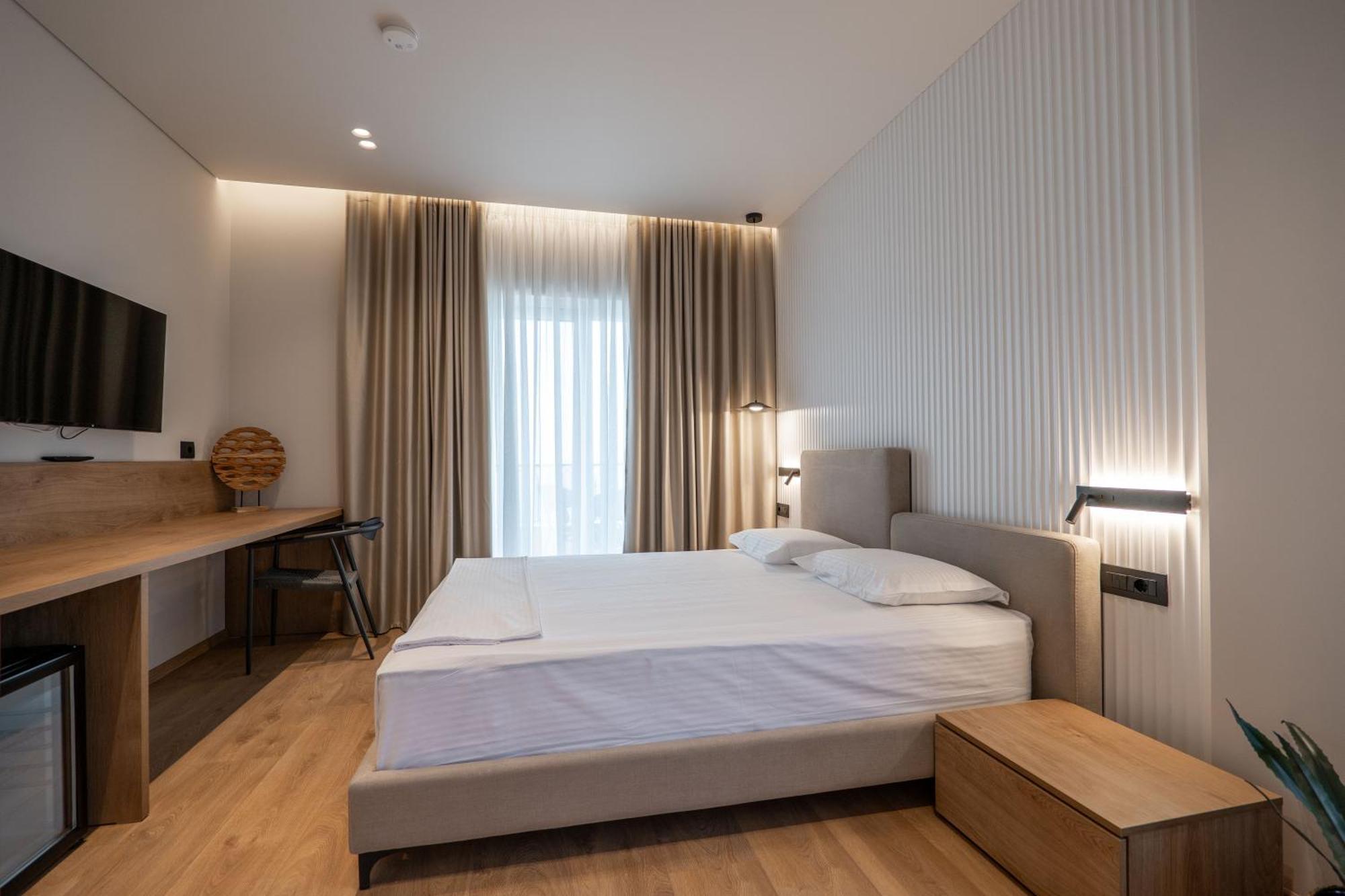 Hotel Kamara *