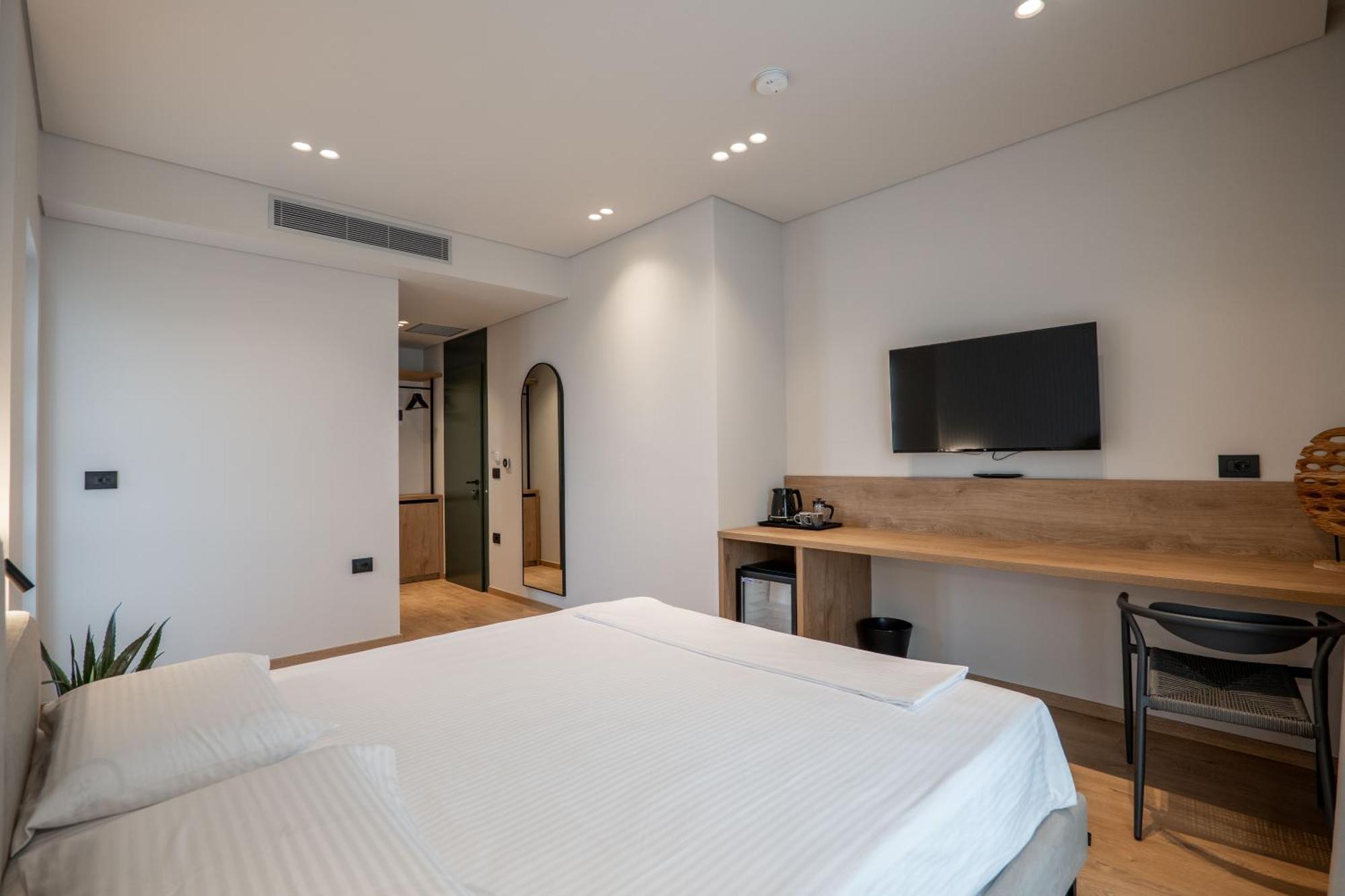 Hotel Kamara *